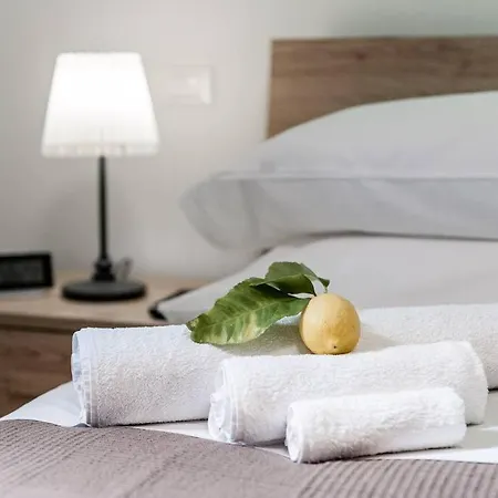 Lemon House Apartment